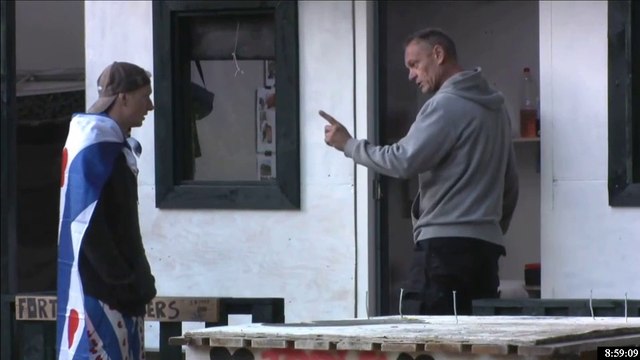 John is boos - 3 oktober 2018