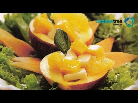 Receta de ensalada de aguacate con duraznos. Receta de ensalada / Receta comida mexicana