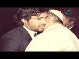 Eduardo Verástegui abrazado por el papa Francisco