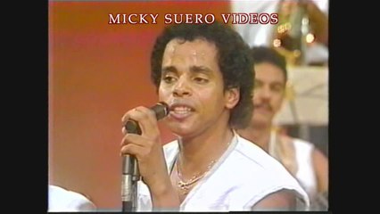 Sandy Reyes y su Orq. - Golpe con Golpe - MICKY SUERO CANAL