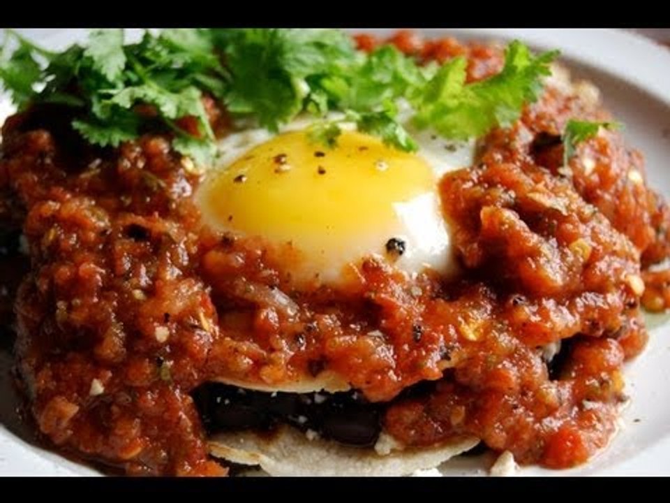 Huevos Motuleños // Desayunos sanos // comida nutritiva