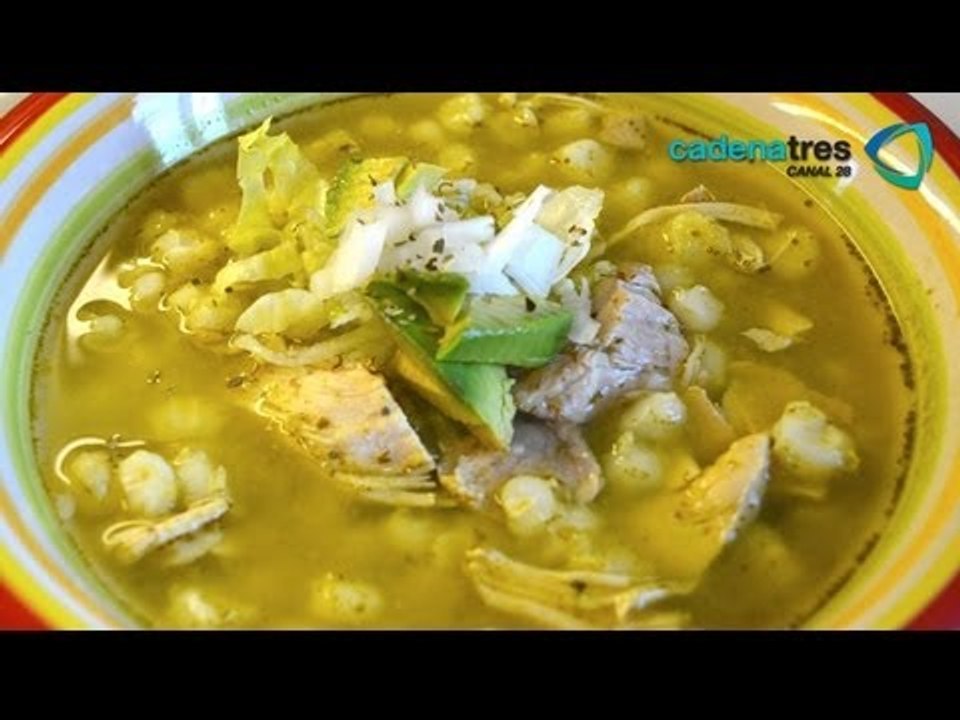 Receta de sopa de maíz pozolero con verdes y ch...
