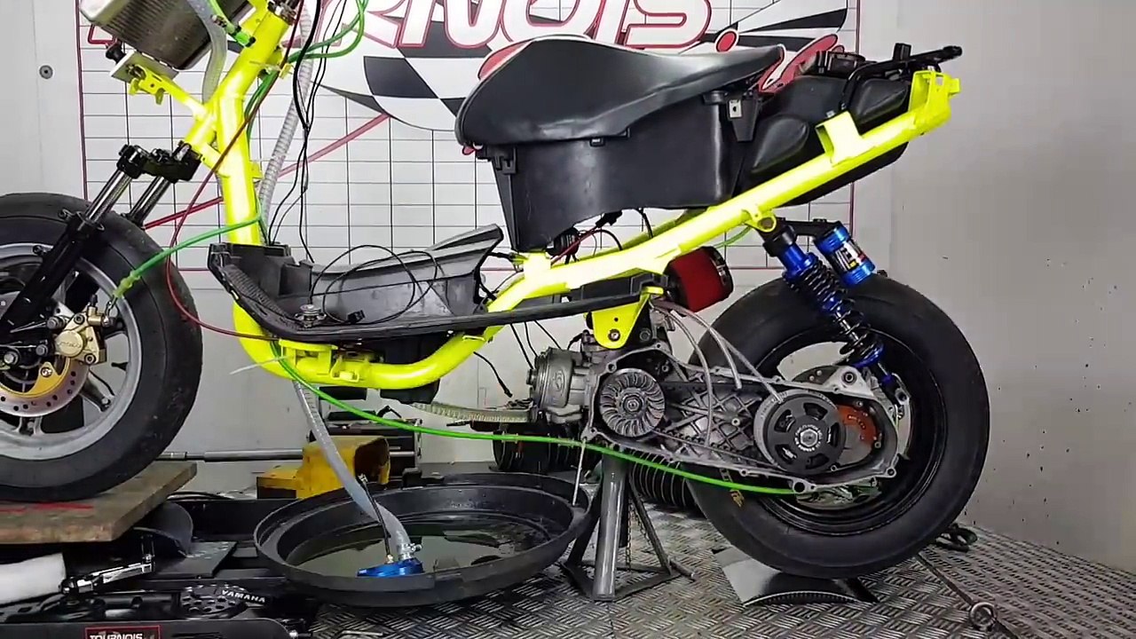 Révision scooter piste.