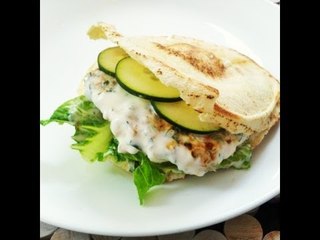 Hamburguesa Griega de pollo