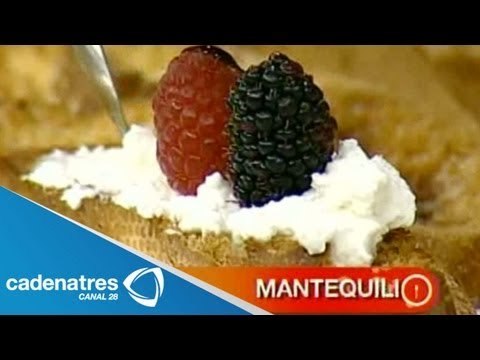Receta de brocheta de queso ricotta y frutos rojos. Receta de brochetas / Receta fácil