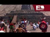 Miles de personas recargan energía en Teotihuacan / Ricardo y Gendolyne