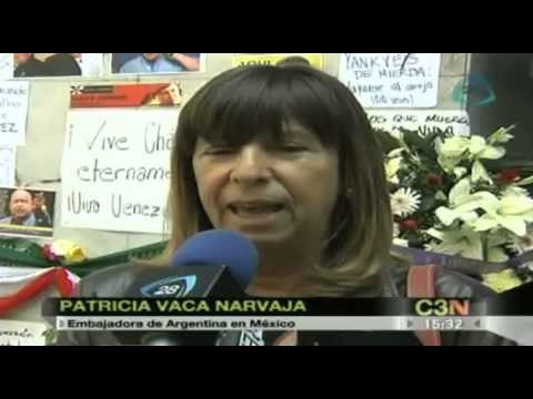 Expresan condolencias en la embajada de Venezuela en México