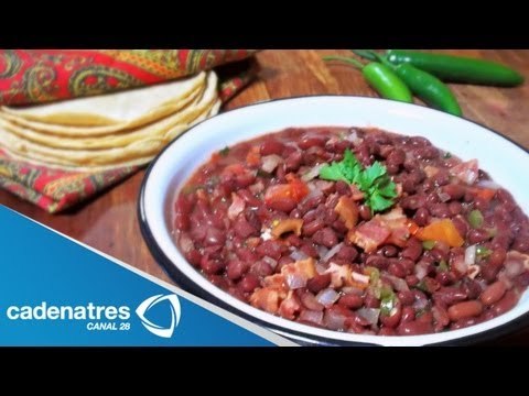 Receta para preparar frijoles charros. Receta de frijoles / Comida mexicana