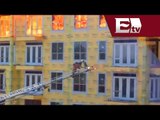 Dramático rescate: hombre escapa de incendio que consume edificio en Texas/ Global Paola Barquet