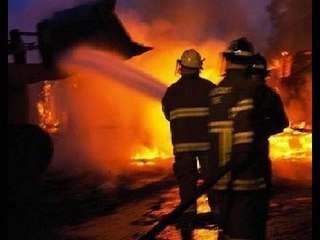 Incendio deja sin vida a mujer de 82 años