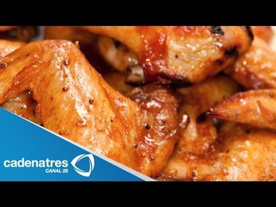Receta para preparar alitas de pollo pegajosas con aonjolí. Antojitos mexicanos