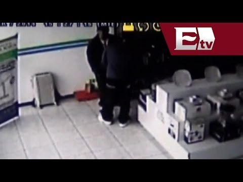 Saquean casa de empeño a pleno día en Aguascalientes/ Titulares de la tarde