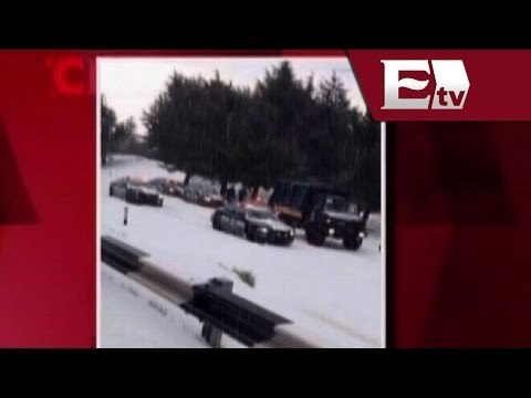Autopista México-Toluca: Varados más de doce horas por granizadas / Titulares con Vianey Esquinca