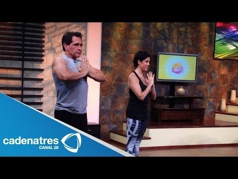 Ejercicios básicos de Yoga / Ejercicios para tener vientre plano