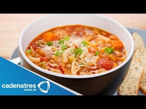 Receta de Sopa de Fideos con Pollo / Cómo preparar Sopa de Fideos con Pollo