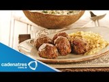 Receta para preparar albondiguitas de queso ricotta y salvia. Receta de albóndigas