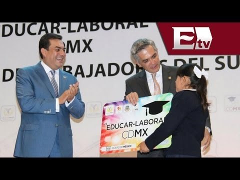Hijos de trabajadores del GDF recibirán becas por desempeño escolar / Titulares con Vianey Esquinca