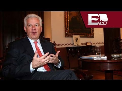 Ex presidente de Mexicana de aviación es retenido por juez de migración en EU / Todo México