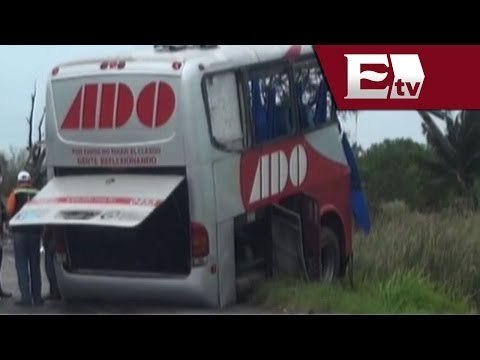 Choques de autobús en carreteras mexicanas dejan más de 15 muertos / Vianey Esquinca