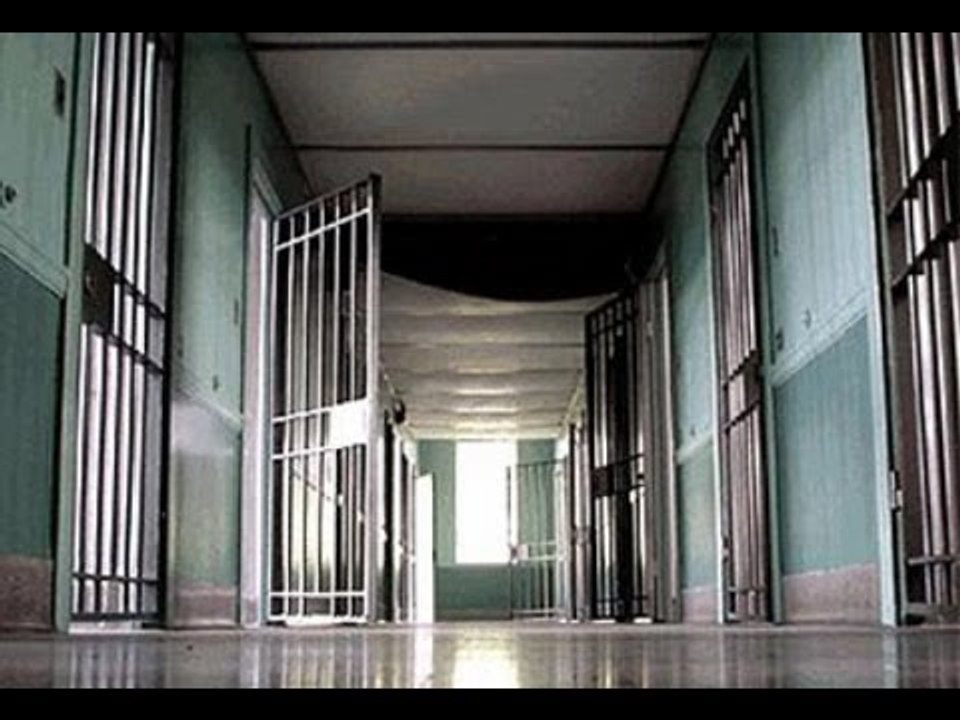 Se fugan dos reos de cárcel de Morelos
