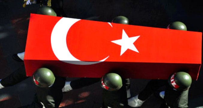 Batman'ın Gercüş İlçesi Kırsalında Zırhlı Askeri Aracın Geçişi Sırasında PKK'lı Teröristlerce Yola...