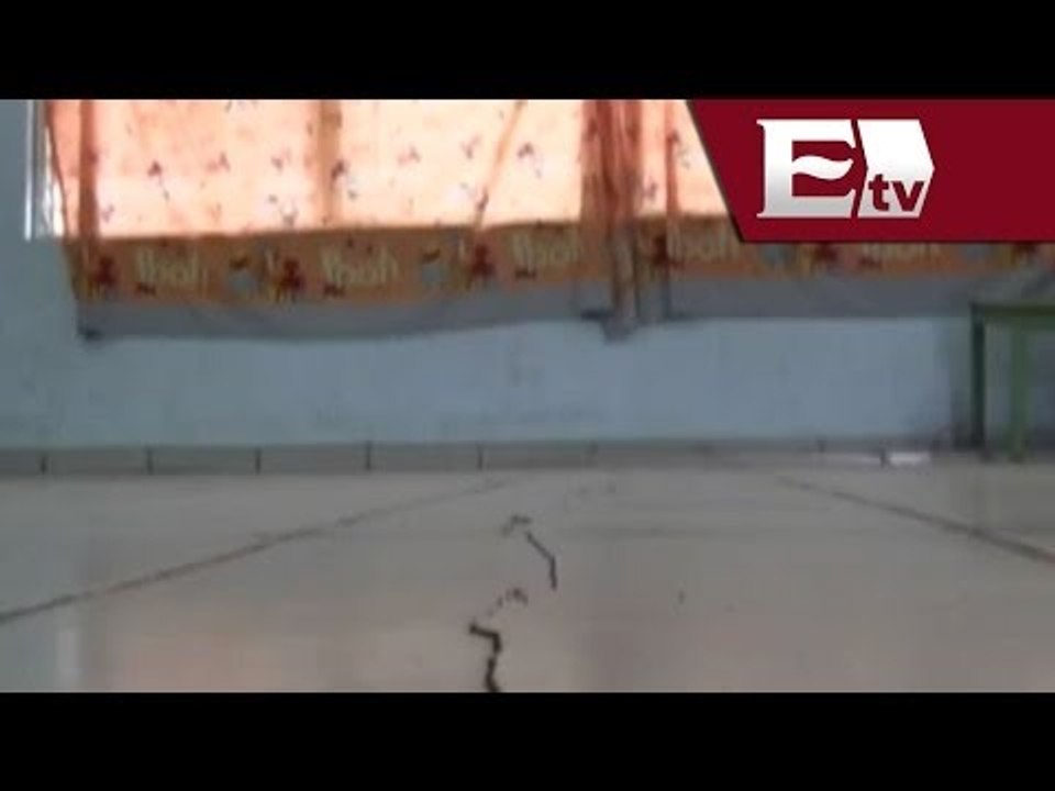 Por daños en las escuelas tras los recientes sismos niños de Chilpancingo reciben clases en carpas