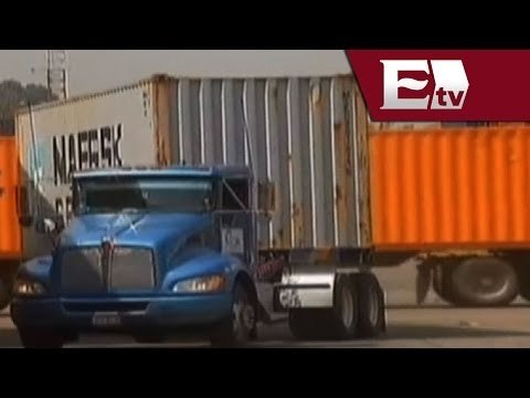 Economía mexicana estancada, no en recesión: INEGI / Titulares con Vianey Esquinca