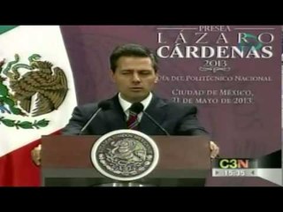 Entregan preseas a alumnos más destacados del poli durante el 77 aniversario del IPN