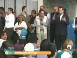 Eruviel Ávila  entrega ayuda a damnificados tras explosión en Ecatepec