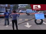 Manifestantes y policías se enfrentan en carretera de Oaxaca-Puerto Escondido / Vianey Esquinca