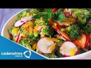 Receta de Ensalada arcoiris con aderezo de almendras