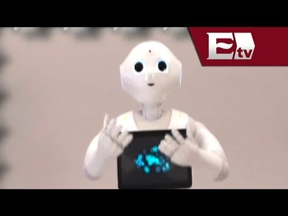 Pepper, de Softbank, el primer humanoide con emociones humanas/ Hacker Paul Lara