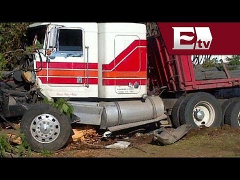Tráiler impacta cuatro vehículos en la México-Cuernavaca; hay 3 muertos / Todo México