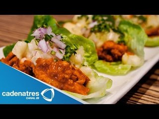 Receta de Tacos de lechuga con camarones y salsa de cacahuate picante