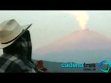 Popocatépetl registra explosión de material incandescente