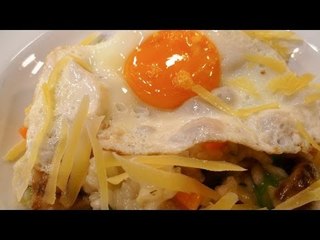 Receta para preparar risotto primavera con huevos fritos. Receta de rissoto / Huevos fritos