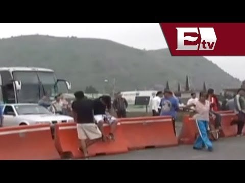Habitantes de Ixtapaluca bloquean la autopista México-Puebla; piden solución a inundaciones