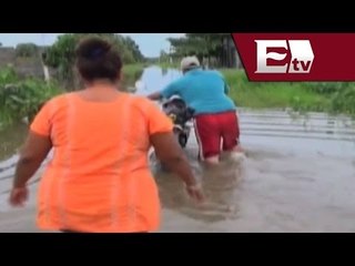 Enrique Peña Nieto suspende gira por lluvias en Oaxaca / Vianey Esquinca