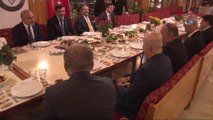 Cumhurbaşkanı Başdanışmanı Topçu Akşam Yemeğinde Gazilerle Bir Araya Geldi