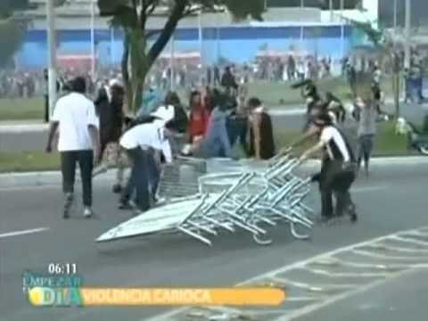 Se eleva la violencia en Brasil tras gastos excesivos con motivo del mundial 2014