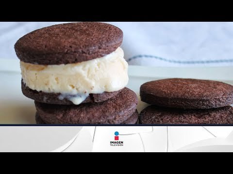 Sandwiches de galletas de chispas de chocolate / Sandwiches of chocolate chip cookies