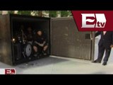 Banda de Heavy Metal toca dentro de en una caja de metal/ Expresiones