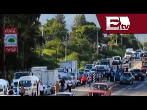 Damnificados bloquean la carretera Chilpancingo-Acapulco / Excélsior informa