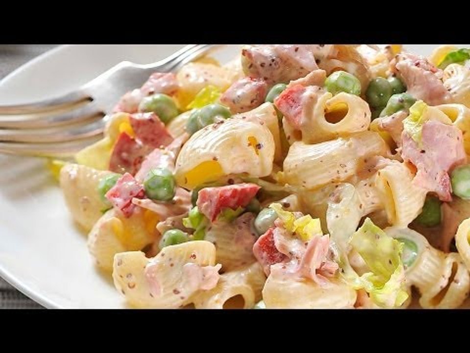 Ensalada de coditos con uva / Macaroni salad with grapes