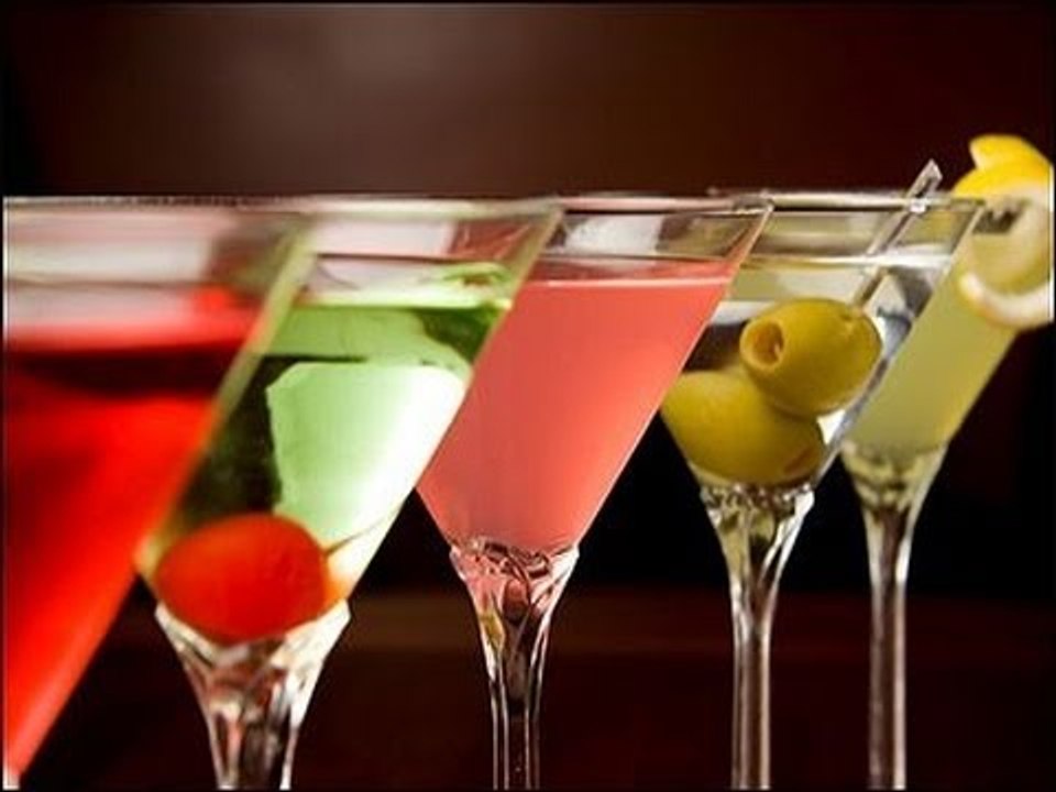 Receta de Martini de Rosas / Cómo preparar Mart...