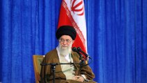 Hamaney: İran Halkı Yaptırımları Yenerek ABD'ye Bir Tokat Daha Atmalı