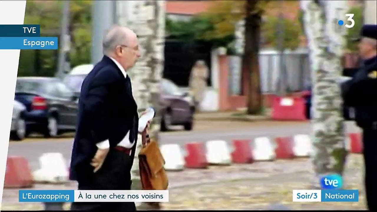 Eurozapping : un ex-patron du FMI en prison, Ryanair fait payer les bagages en cabine