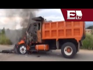 Incendian camión durante enfrentamiento entre transportistas de Oaxaca / Todo México