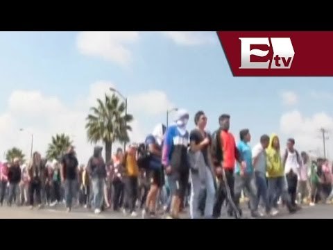 Normalistas de Michoacán bloquean vialidades en protesta del examen a docentes / Nacional