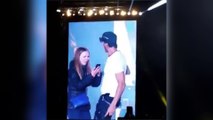 Enrique Iglesias besa a fan ucrania en pleno concierto y desata las críticas